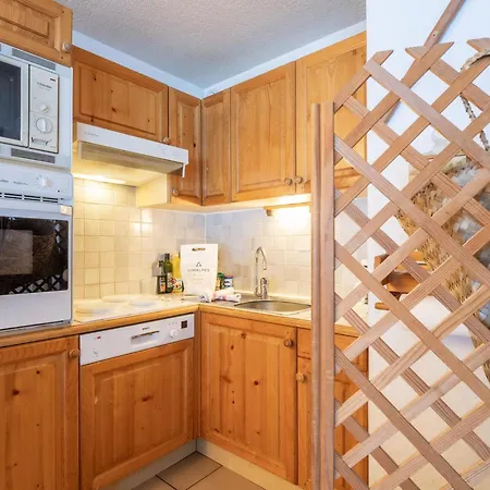 Апартаменти 4 Pers Au Pied Des Pistes A Le Praz - Fr-1-568-49